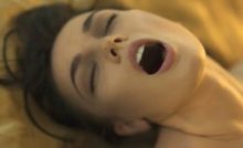 Mulher Tendo um Orgasmo