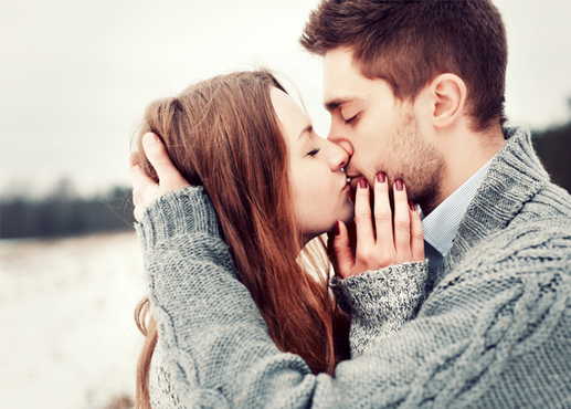 Casal se Beijando